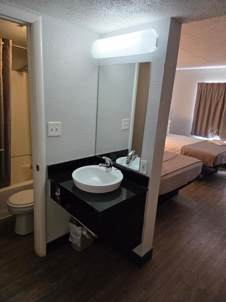 Deluxe King Room interior
